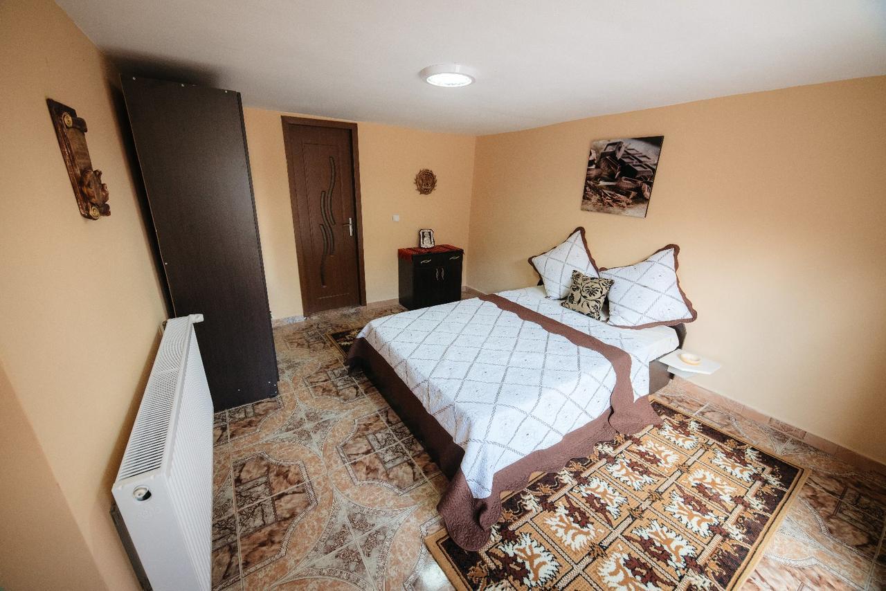 Casa Andreia Villa Гура Хуморулуй Екстериор снимка